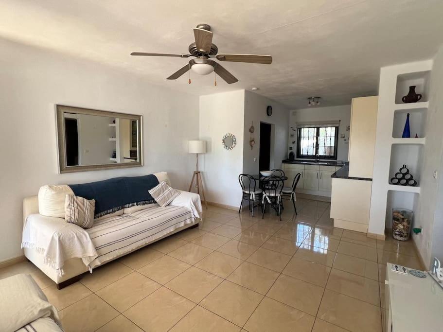Casa Mo, 2 Bedroom Apartment Close To The Beach Puerto del Carmen  Ngoại thất bức ảnh