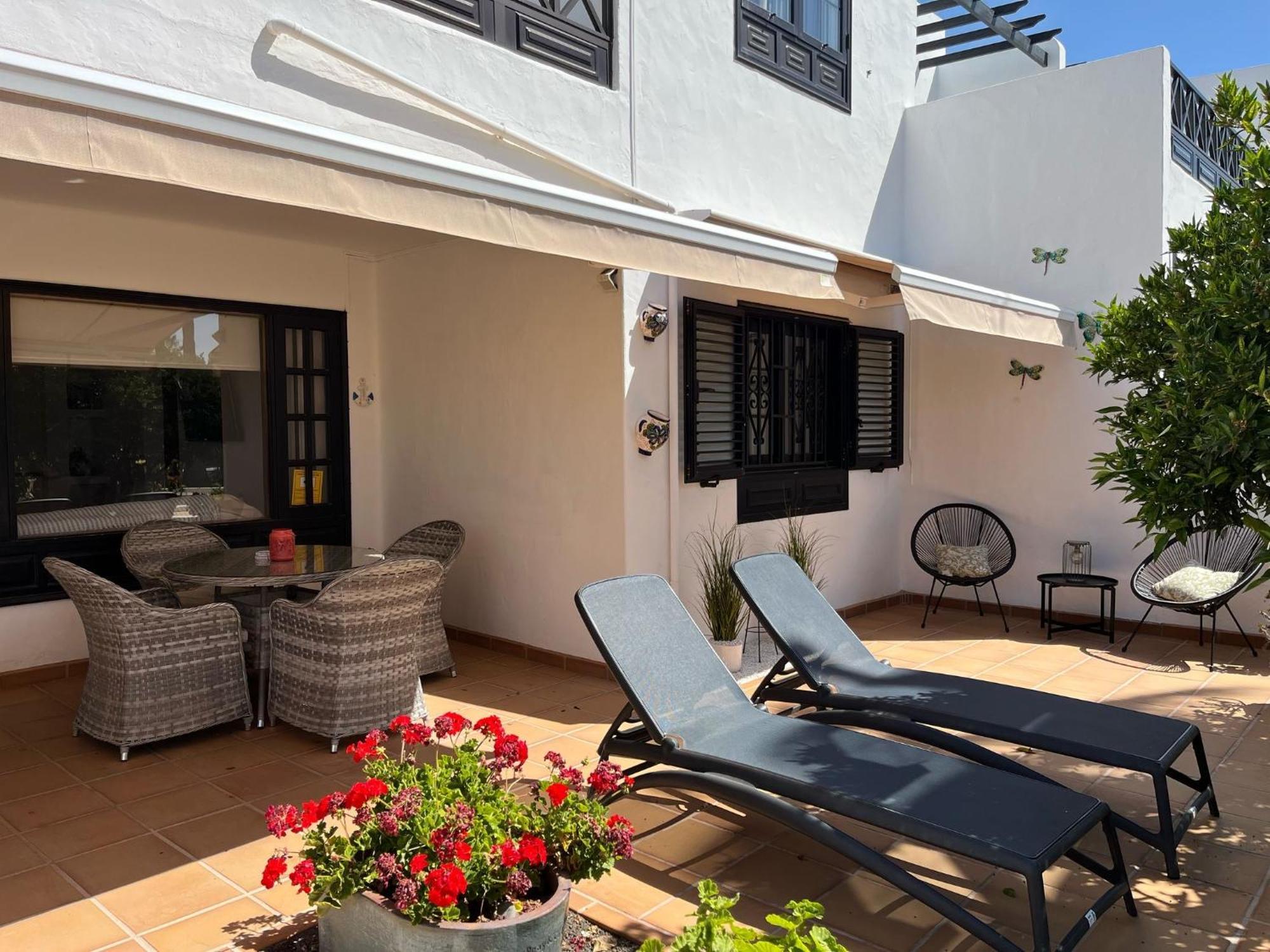 Casa Mo, 2 Bedroom Apartment Close To The Beach Puerto del Carmen  Ngoại thất bức ảnh
